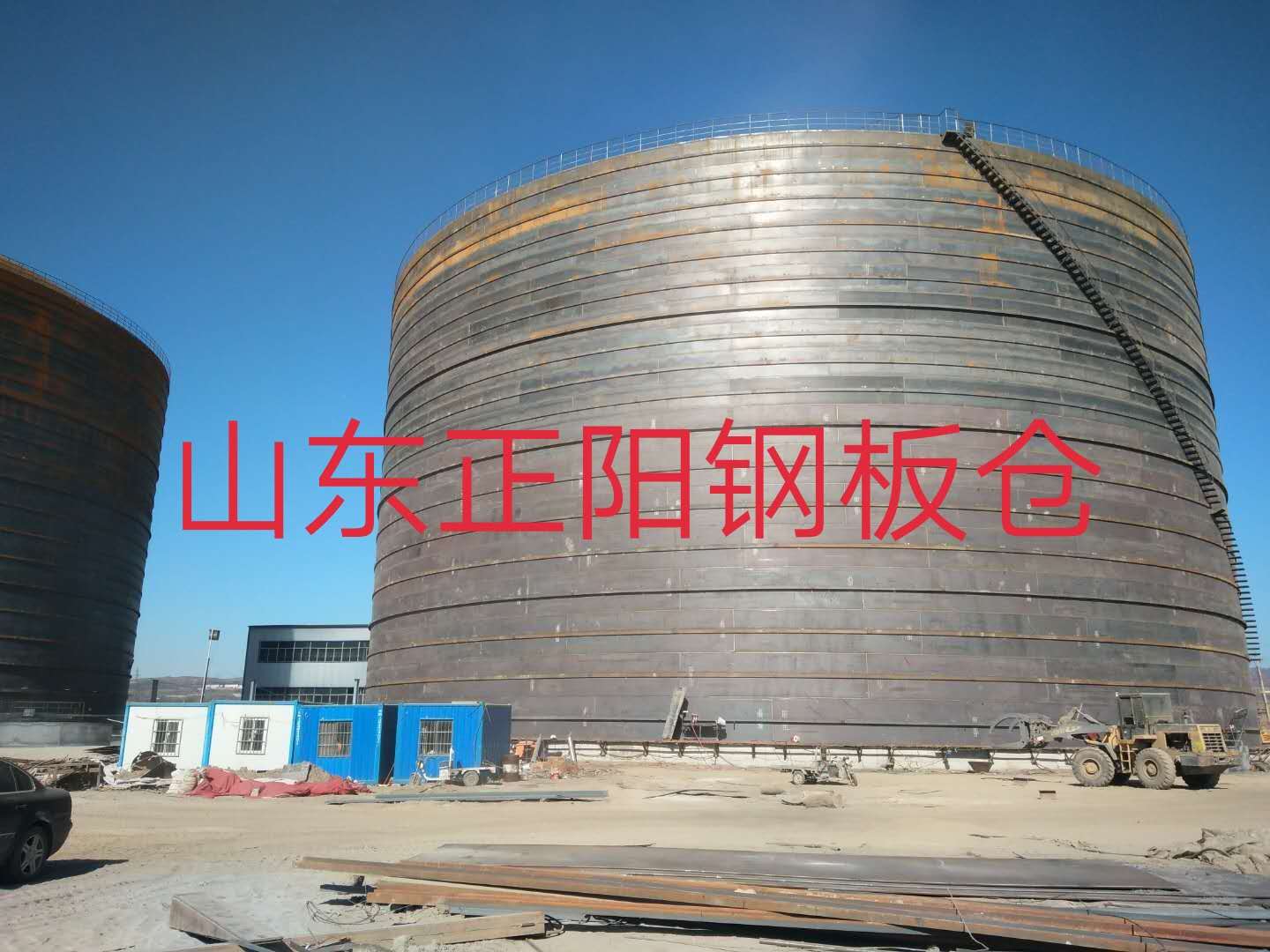 东英镇钢板仓的功能及特点